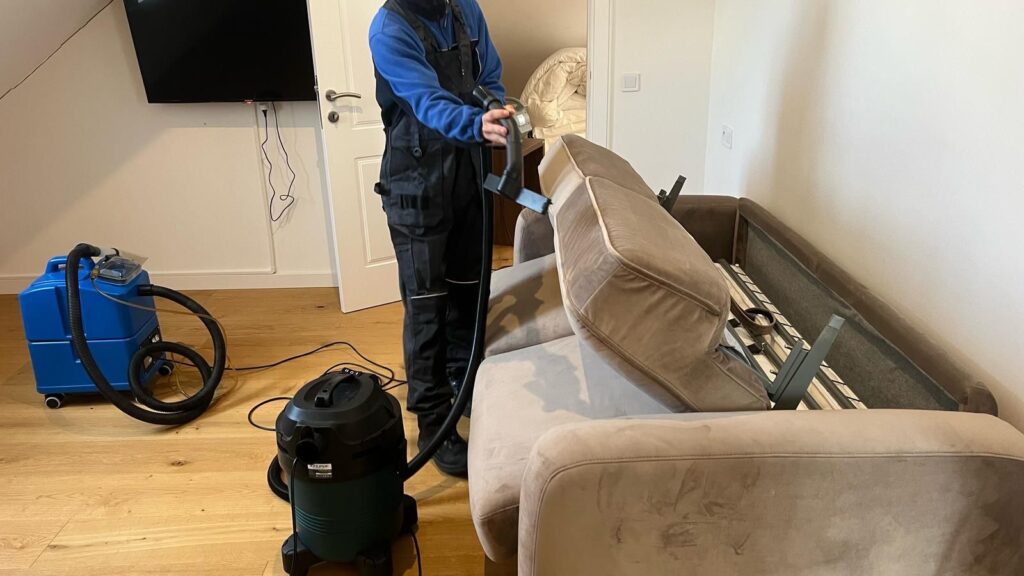 cisteni-sedacich-souprav-7